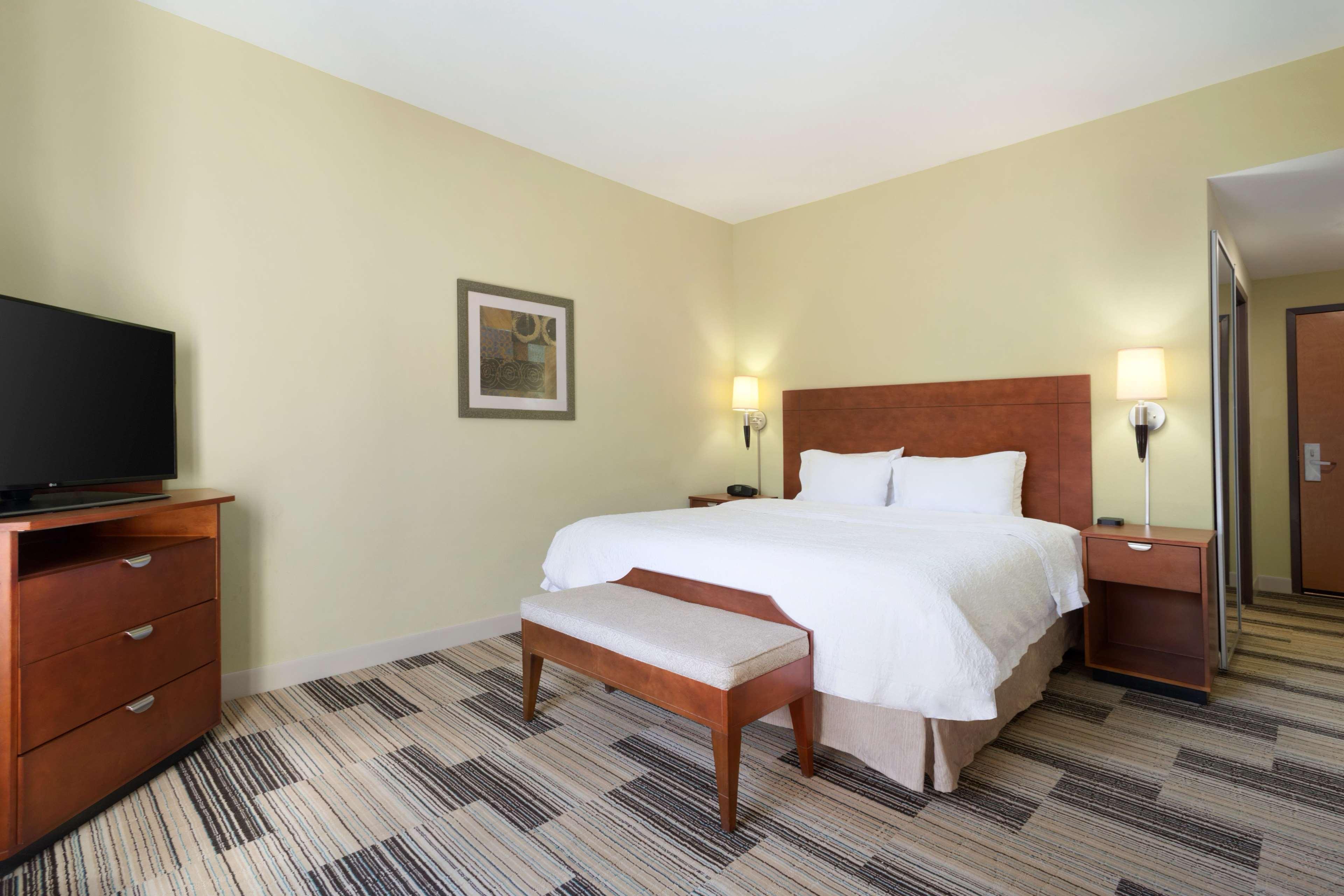 Hampton Inn & Suites Birmingham Airport Area Irondale Экстерьер фото